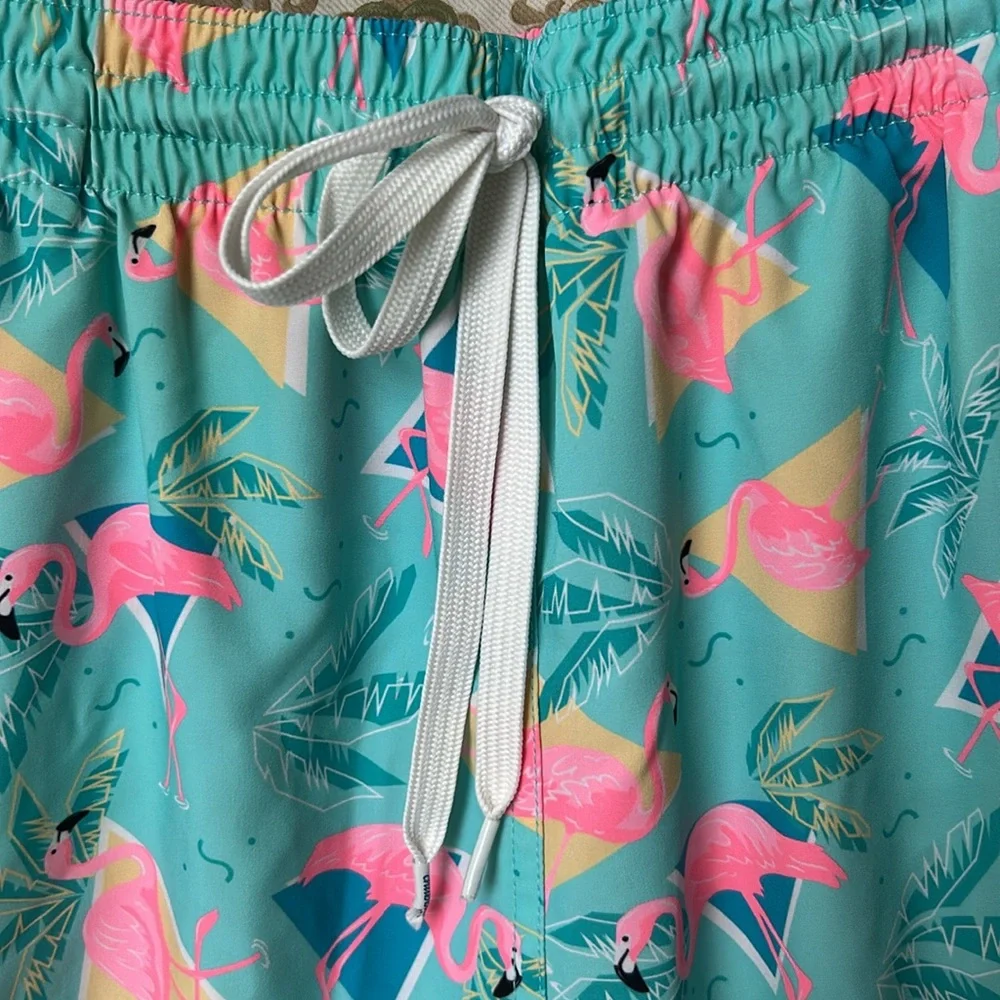 Chubbies Men’s Flamingo Swim Trunks w/Elastic‎ Band Blue/Pink Mesh Liner 2X